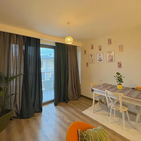 10 Mins To Takism - Cenrtal & New Modern Flat Appartement