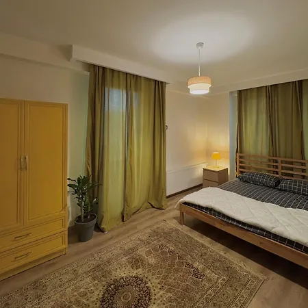 10 Mins To Takism - Cenrtal & New Modern Flat
