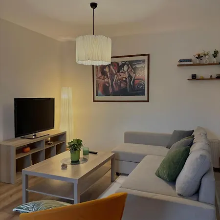 Appartement 10 Mins To Takism - Cenrtal & New Modern Flat *