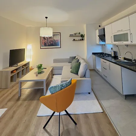 10 Mins To Takism - Cenrtal & New Modern Flat Appartement *